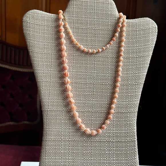 Vintage Graduated Watermelon Carved Angel Skin Coral pearl 14k Necklace 32” L - Picture 3 of 7